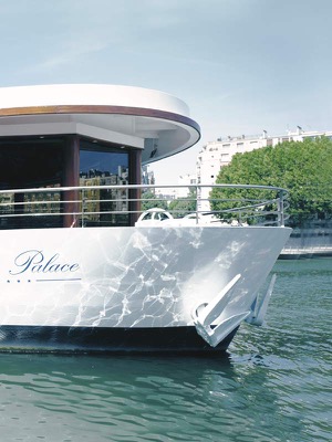 Avant Bateau Le River Palace